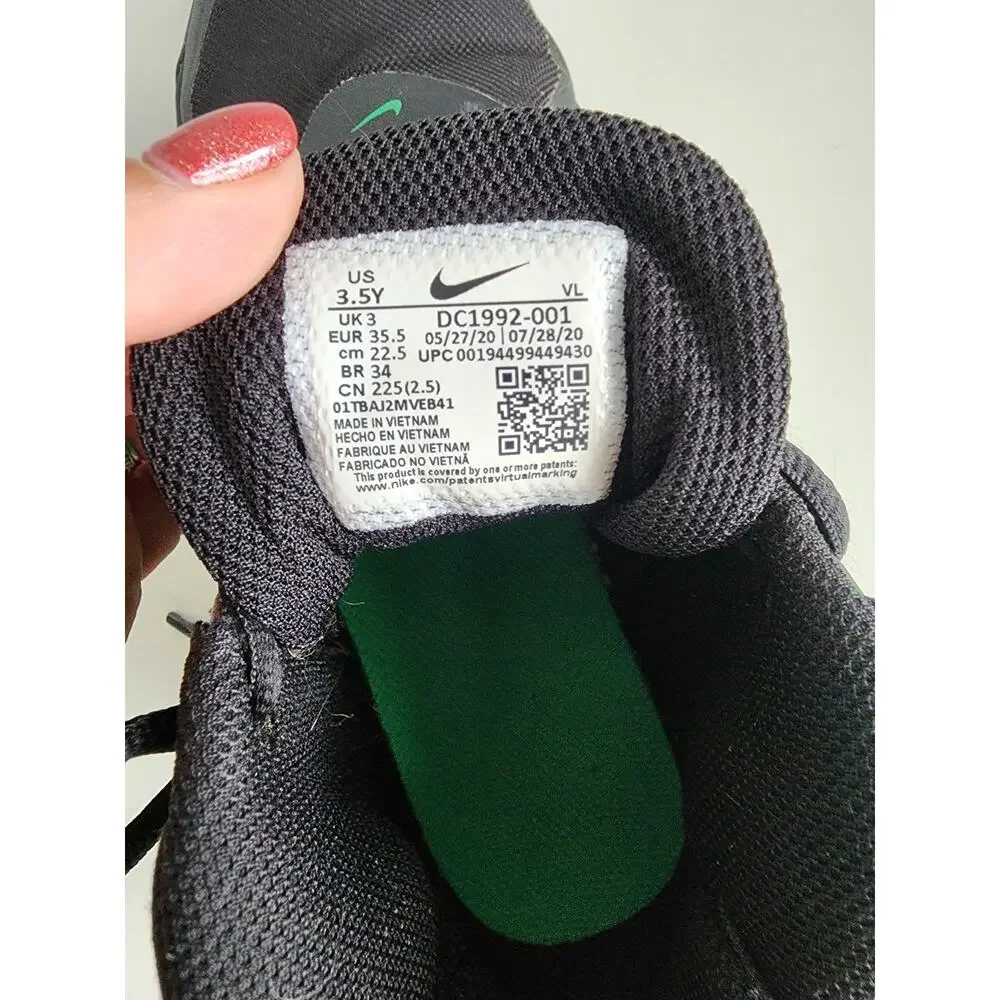 Nike Team Hustle D 9 DIGI (GS) Sz‎ 3.5Y Kids Black/Green Boys Sneaker